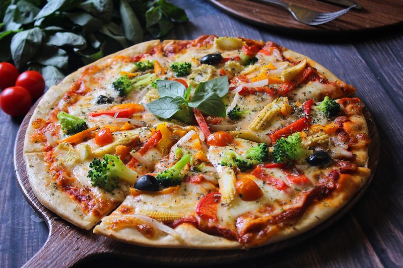 pizza lucs white truffle mushroom pizza